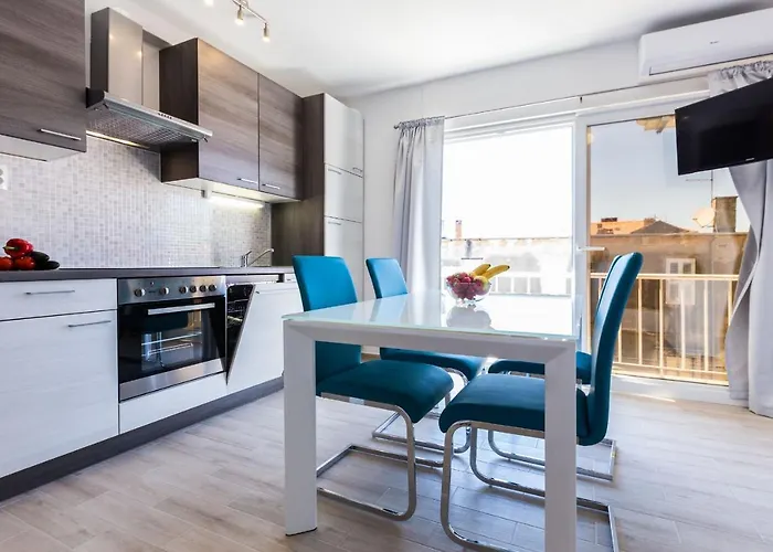 Calle Larga Ventidue * Zadar